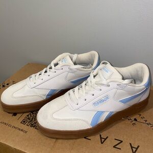 Reebok Women’s Cream and Blue Sneakers